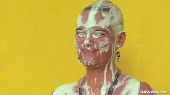 The Messiest Trivia Show Ever Screencap 67 on sinx.preview.netperv.com