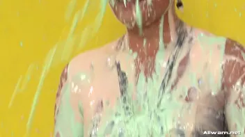 The Messiest Trivia Show Ever Screencap 71 on sinx.preview.netperv.com