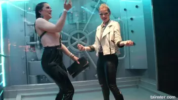 The best place for girls to get wet  Screencap 38 on sinx.preview.netperv.com