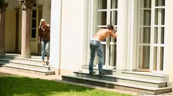 Piss Romp In The Grass Screencap 9 on sinx.preview.netperv.com