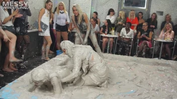 Messy Wrestling: Valentina Ross The Boss Throws Down In The Mud In Style!! Screencap 73 on sinx.preview.netperv.com