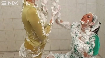 Two Messy Babes Covered In Foam Screencap 46 on sinx.preview.netperv.com