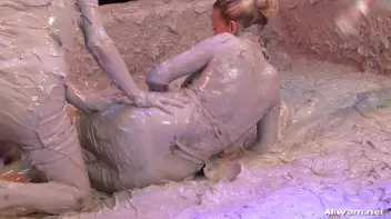 No One Leaves The Mud Pit Dry! Screencap 86 on sinx.preview.netperv.com