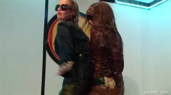 All-Night Love Lounge Part 6 - Shower Cam Screencap 39 on sinx.preview.netperv.com