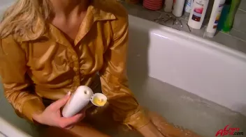 Give This Puppy A Bath! Screencap 67 on sinx.preview.netperv.com