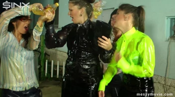 Posh Babes Are Drenched In Oil Screencap 14 on sinx.preview.netperv.com