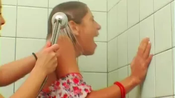 Cleaning Service Ends Up Being Reallly Messy Screencap 39 on sinx.preview.netperv.com