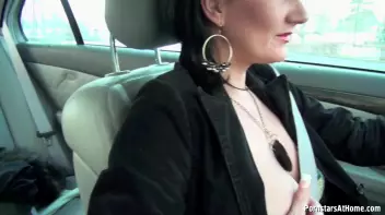 Handjob In Motion Screencap 15 on sinx.preview.netperv.com