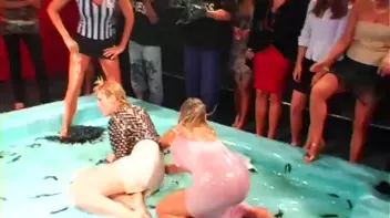 The Oil Pit Of Death Screencap 48 on sinx.preview.netperv.com