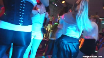 Party Hardcore Gone Crazy Vol. 35 Part 9 - Cam 4 Screencap 114 on sinx.preview.netperv.com