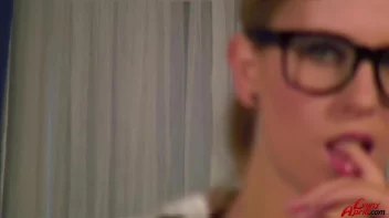 A Very Wet And Live Leony Screencap 23 on sinx.preview.netperv.com