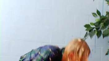 Head To Toe In Egg Yolk Screencap 51 on sinx.preview.netperv.com