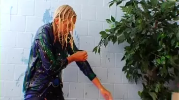 Head To Toe In Egg Yolk Screencap 65 on sinx.preview.netperv.com