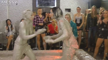 Messy Wrestling: Casual Splat and Catfight To Get To Those Huge Titties! Screencap 43 on sinx.preview.netperv.com