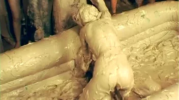 Mud Thirsty Mob Of Honies Screencap 43 on sinx.preview.netperv.com