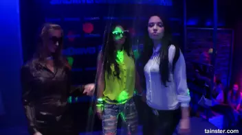 Fanatic Fuckfriends Part 5 - Shower Cam Screencap 103 on sinx.preview.netperv.com