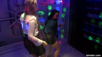 Fanatic Fuckfriends Part 5 - Shower Cam Screencap 51 on sinx.preview.netperv.com