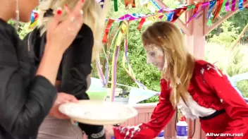 Birthday Party Messacre Screencap 6 on sinx.preview.netperv.com