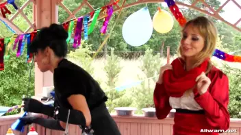 Birthday Party Messacre Screencap 2 on sinx.preview.netperv.com