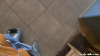 No Need To Leave The Bar With This Babe! Screencap 63 on sinx.preview.netperv.com