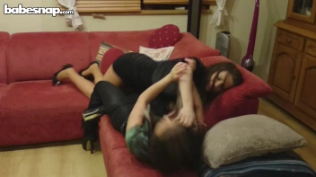 Pull That Little Thief's Hair And Teach Her A Lesson! Screencap 32 on sinx.preview.netperv.com