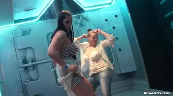 Showing Off Under The Showers Screencap 82 on sinx.preview.netperv.com