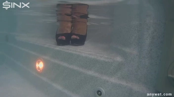 Fully Clothed Hot Tub Hotness Screencap 16 on sinx.preview.netperv.com