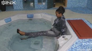 Fully Clothed Hot Tub Hotness Screencap 23 on sinx.preview.netperv.com