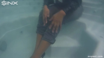 Fully Clothed Hot Tub Hotness Screencap 28 on sinx.preview.netperv.com