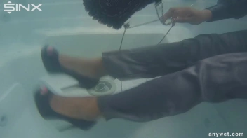 Fully Clothed Hot Tub Hotness Screencap 59 on sinx.preview.netperv.com