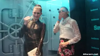 Looking Good In Wetlook Screencap 13 on sinx.preview.netperv.com