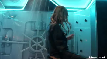 Looking Good In Wetlook Screencap 27 on sinx.preview.netperv.com