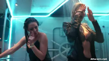 Looking Good In Wetlook Screencap 28 on sinx.preview.netperv.com