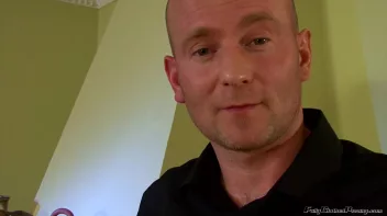 The Connoisseur Screencap 1 on sinx.preview.netperv.com