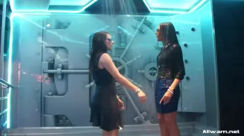 Shower Dancing Screencap 61 on sinx.preview.netperv.com