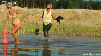 Mud Wrestling Catfighting Babes Dirty Dunking - Cam 2 Screencap 20 on sinx.preview.netperv.com