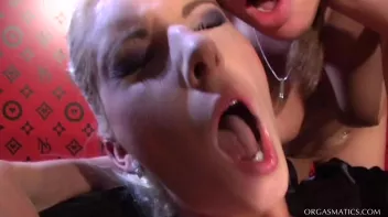 Beautifully Vibrated Lesbo Trio Screencap 58 on sinx.preview.netperv.com