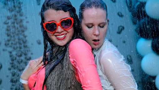 Latest deal - The Wetlook Vibe Is Very Alive!