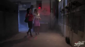 Me Softly Screencap 2 on sinx.preview.netperv.com