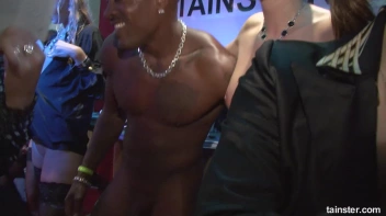 Gangsters Paradise Part 5 - Cam 2 Screencap 38 on sinx.preview.netperv.com