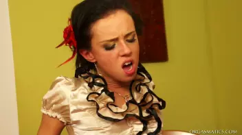 Three Cutie Babes, Two Vibrators Screencap 105 on sinx.preview.netperv.com