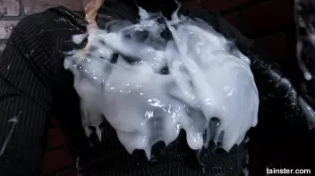 Bombshell collects cum for a living Screencap 65 on sinx.preview.netperv.com