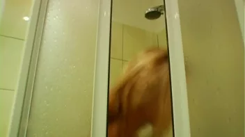Steamy Wetlook Shower Screencap 24 on sinx.preview.netperv.com