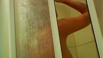 Steamy Wetlook Shower Screencap 61 on sinx.preview.netperv.com