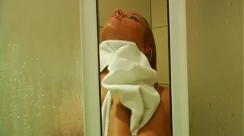 Steamy Wetlook Shower Screencap 71 on sinx.preview.netperv.com