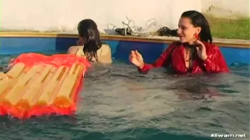 Pushed Into Wetlook Pool Play Screencap 29 on sinx.preview.netperv.com