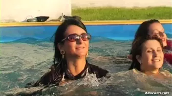 Pushed Into Wetlook Pool Play Screencap 62 on sinx.preview.netperv.com