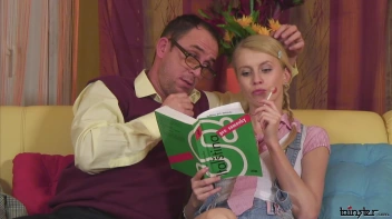 Club Cutie Piss Live Show Screencap 23 on sinx.preview.netperv.com