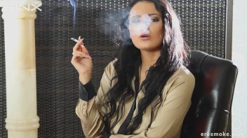 Smoking Hot Seductress Screencap 33 on sinx.preview.netperv.com