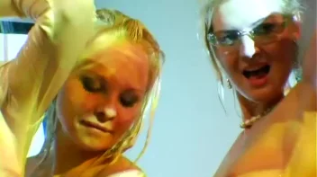 Porno Pop Party Part 5 - Shower Cam Screencap 32 on sinx.preview.netperv.com